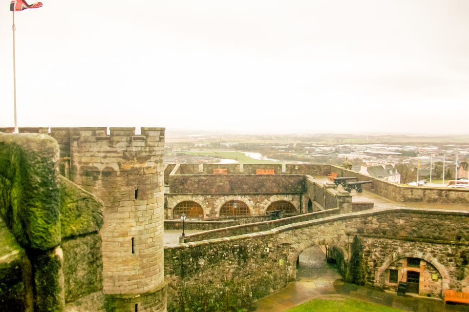 From Edinburgh: Stirling Castle, Loch Lomond & Whisky Tour - Booking Information and Tips