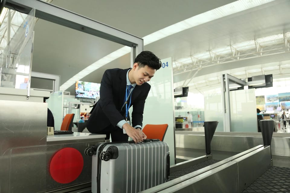 From Ho Chi Minh Airport: Connecting Fast Track Service. - Frequently Asked Questions