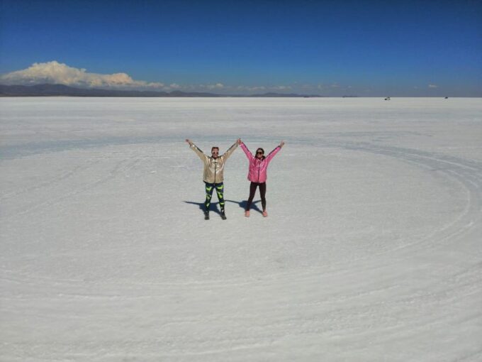 From La Paz: Uyuni Salt Flats and Red Lagoon by Bus - Frequently Asked Questions