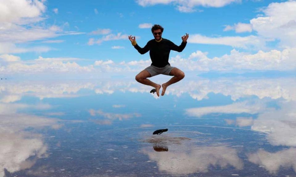 From La Paz: Uyuni Salt Flats Excursion + Round Trip Bus - Travel Tips for the Journey