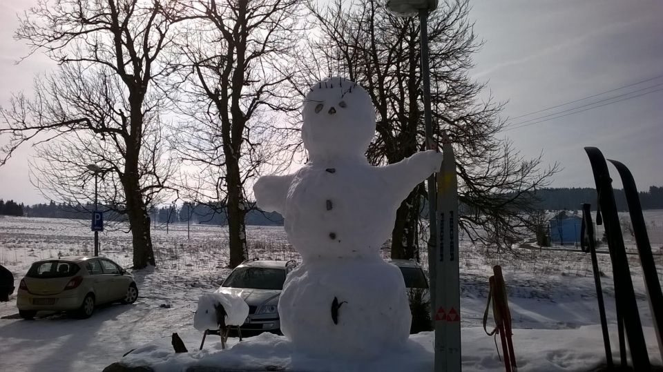 From Leipzig: Return Transfer to Fichtelberg Ski Run - Rental and Equipment