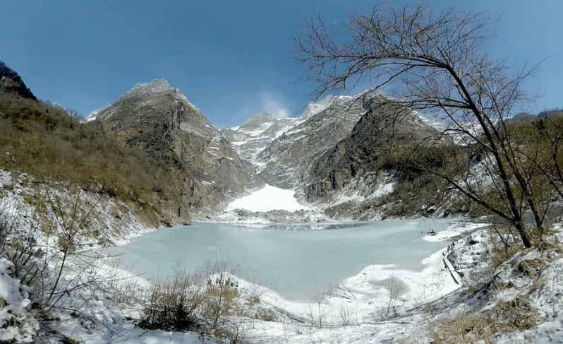 From Pokhara: 3 Night 4 Days Kapuche Glacier Lake Trek - Safety and Health Considerations