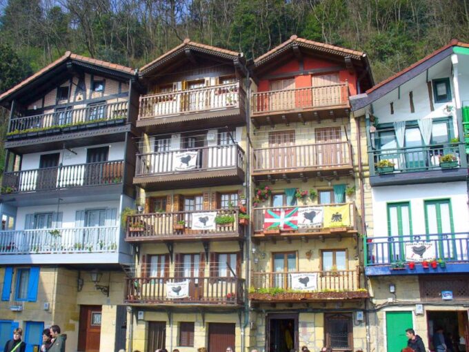 From San Sebastian: Hondarribia, San Pedro & San Juan Tour - Frequently Asked Questions