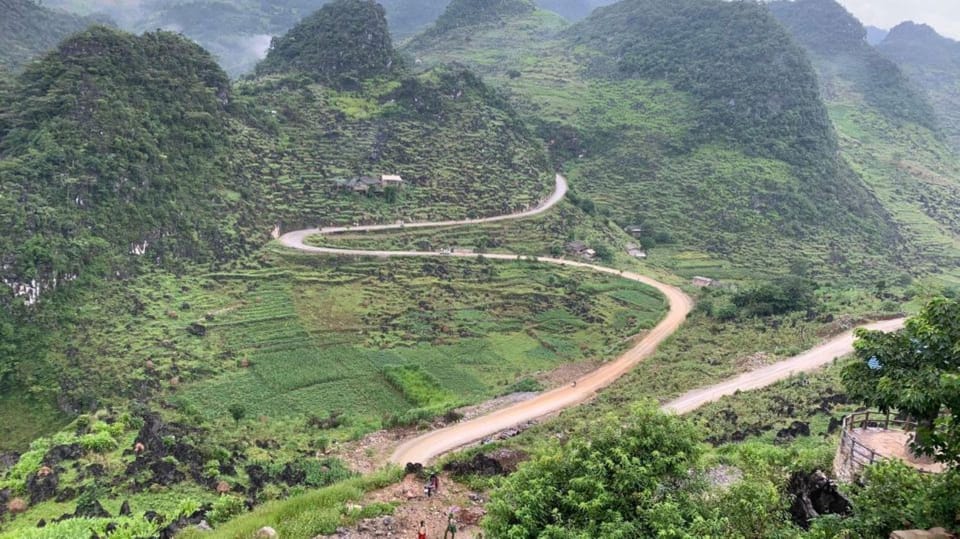 From Sapa: Transfer to or From Ha Giang/Daily Limousine Bus - Departure and Arrival Details