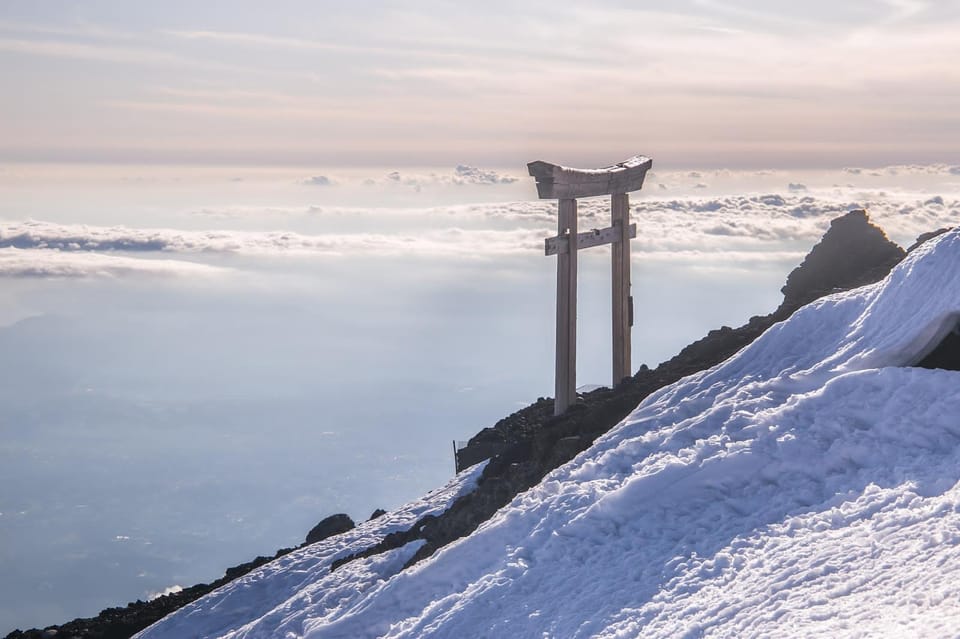 FROM TOKYO: MOUNT FUJI DAY TRIP WITH ENGLISH SPEAKING DRIVER - Recommended Items to Bring