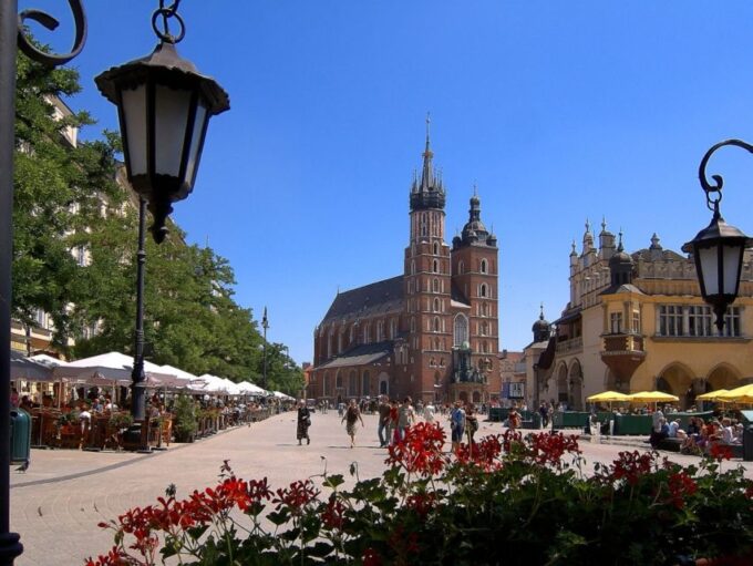 From Zakopane: Krakow Old Town Private Guided Day Trip - Local Souvenirs and Shopping