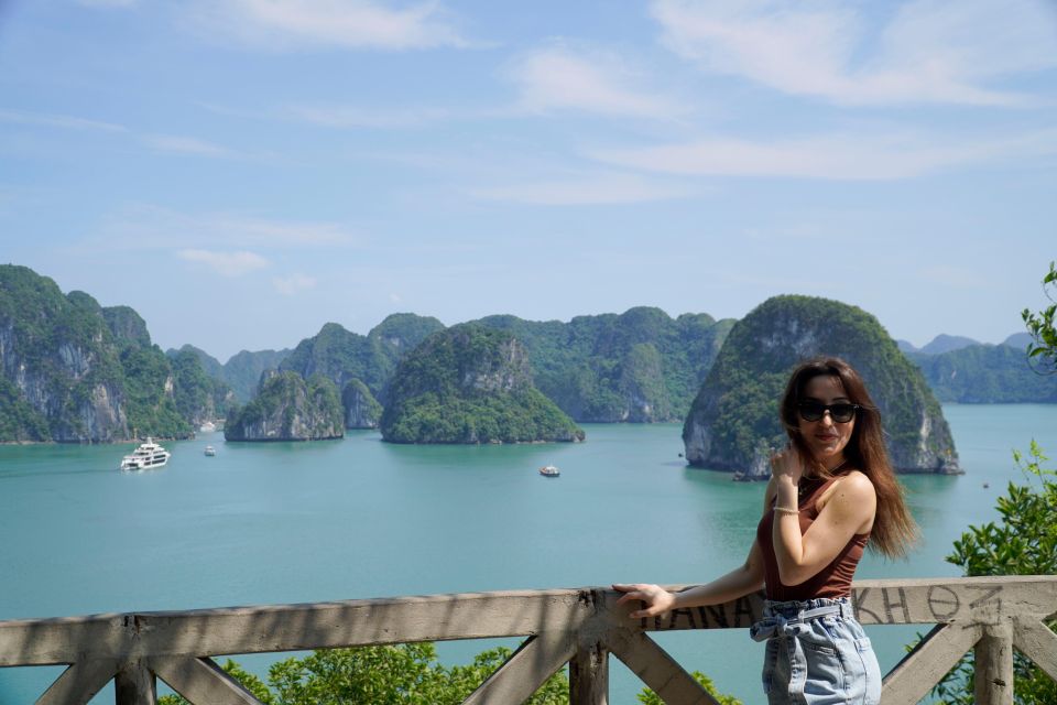 Full Day Trip to Ha Long Bay With Transfer and Buftet Lunch - What to Bring