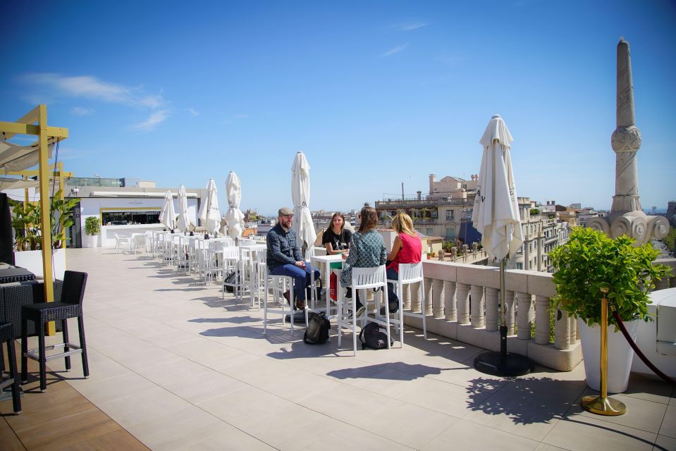 Gaudi UNESCO Highlights - 4h Small Group Bike Tour - Getting to the Starting Point