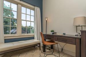 Ghost Light Inn - Special Offers and Packages