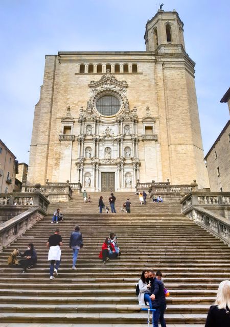 Girona: Discover the City - Audio Walking Guide App-Based - Getting Started