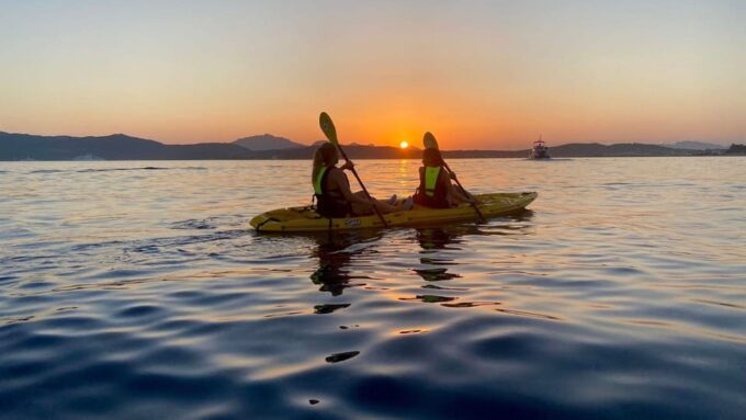 Golfo Aranci: Small Group Kayak Tour With Aperitif &Dolphins - Customer Feedback