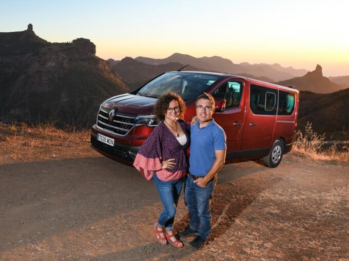 Gran Canaria 7 Highlights Small Group Tour With Tapas Picnic - Visit a Black Sand Beach