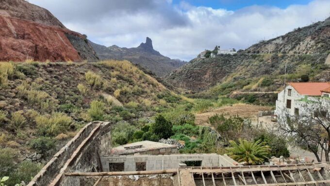 Gran Canaria: Tejeda & Sacred Mountains by 2 Native Guides - Small Group Size and Cancellation Policy
