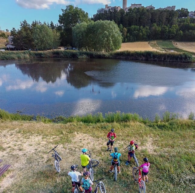 Gran Sasso: Medieval Villages E-Bike Tour With Breakfast - Local Delicacies to Enjoy