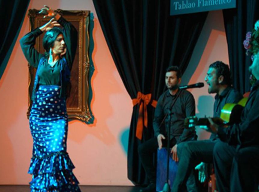 Granada 1-Hour Authentic Flamenco Show - Guitarists, Singers, and Dancers