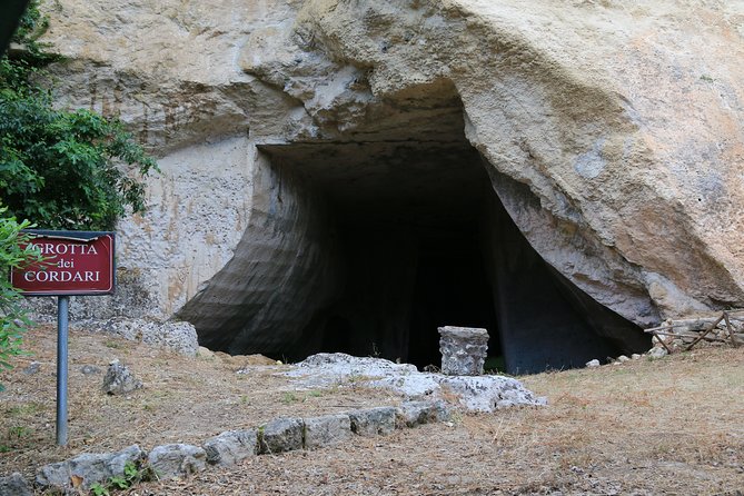 Group Guided Tour of the Archaeological Park of Neapolis - Tour Duration