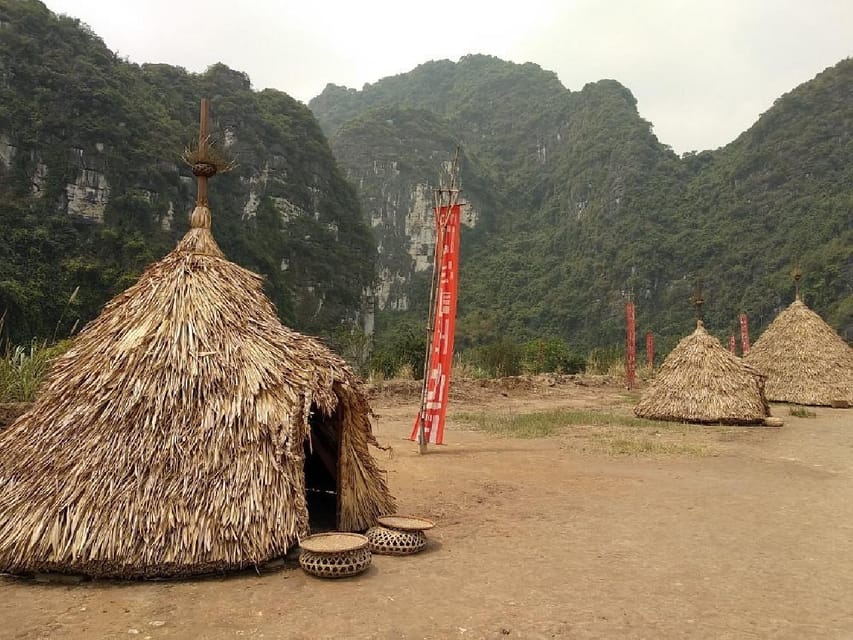 Ha Noi: Ninh Binh/ Bai Dinh -Trang An/ Small Group/ Limosine - Local Cuisine Delights