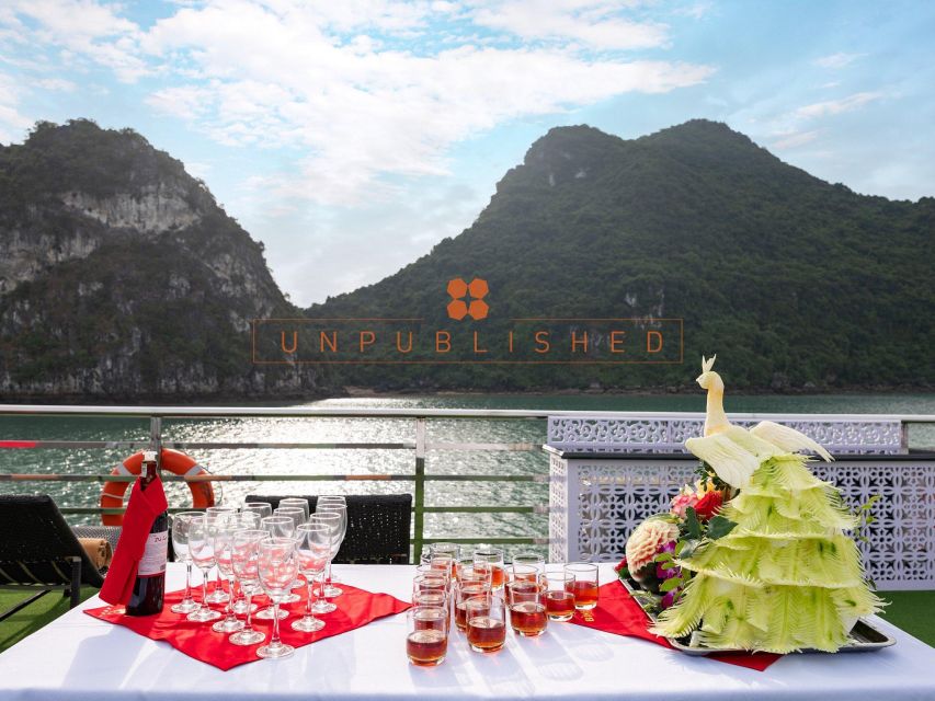 Halong Bay Delights: Deluxe Day Cruise With Kayaking & Lunch - Tips for a Great Experience