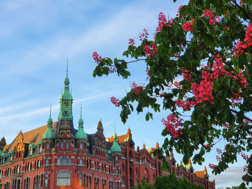 Hamburg: Speicherstadt, HafenCity and Elbphilharmonie Tour - Exploring Hamburgs Districts