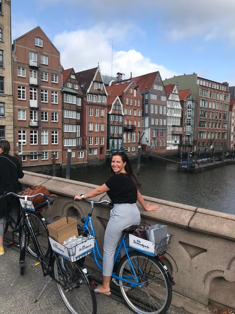 Hamburg: Szene Bike Tour of the Citys Trendy Neighborhoods - Duration and Price