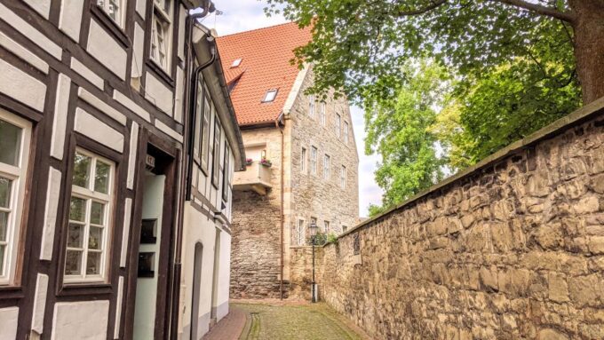 Hamelin: Old Town Exploration Self-guided Walking Tour - Exploring Hamelins Rich History