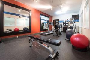 Hampton Inn Tiffin - Policies and Regulations