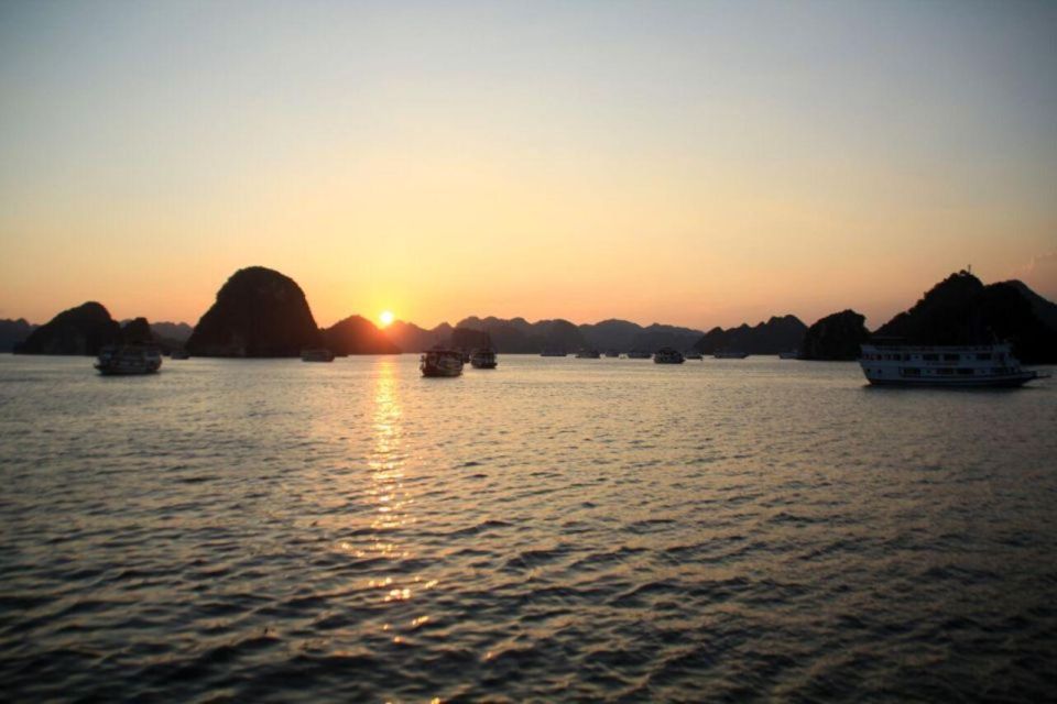 Hanoi: Ha Long & Lan Ha Bay Day Trip Cruise 5-star by Limo - Customer Reviews