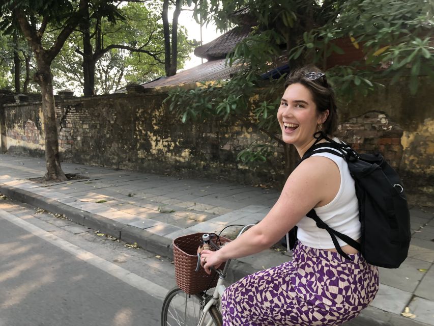 Hanoi Old Quarter & Red River Delta Cycling Half Day Tour - Cycling Safety Tips