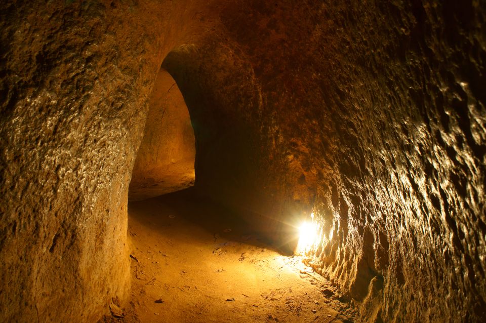 Hiep Phuoc Port: Cu Chi Tunnels and War Remnants Museum Tour - Historical Significance