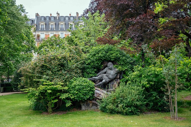 Highlights & Hidden Gems of Ile De Cité & the Left Bank: Private City Tour - Meeting Point and Directions