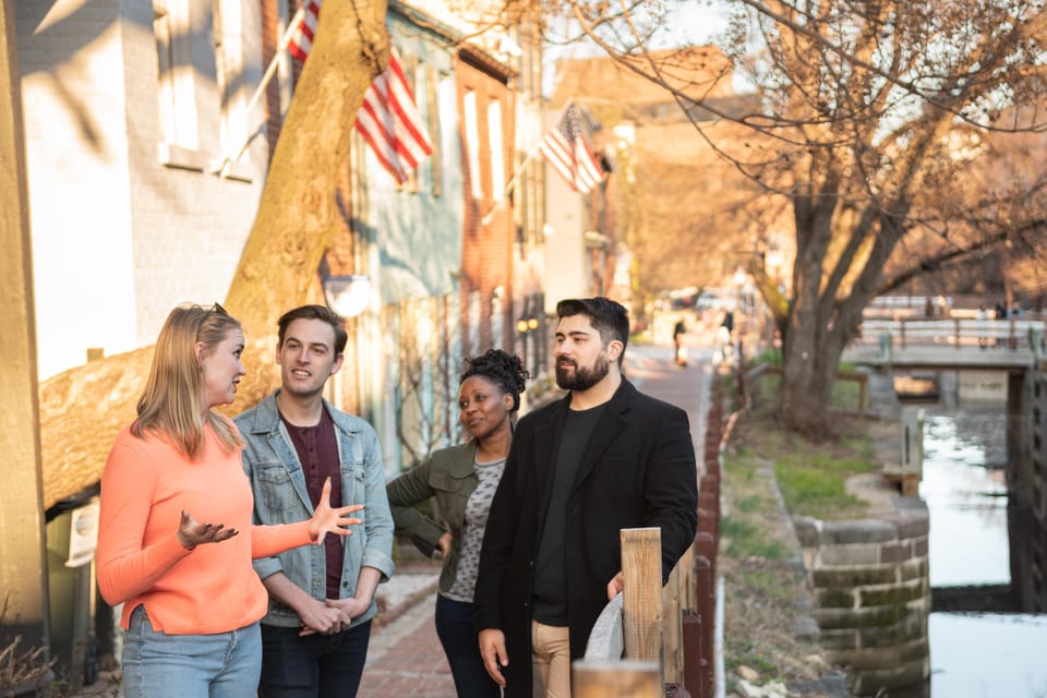 Historic Georgetown: History, Gossip, & Architecture Tour - Architectural Gems