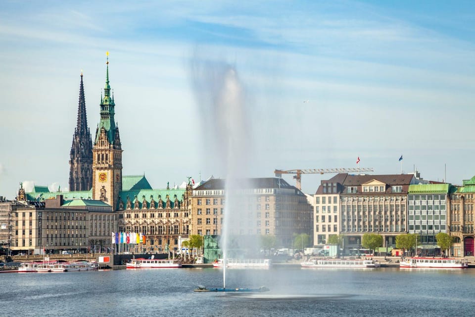 Historic Hamburg: A Guided Walking Exploration - Civic History