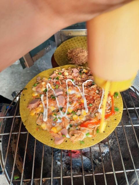 Ho Chi Minh: Super Niche Walking Street Food Tour With Local - Booking and Cancellation Policy