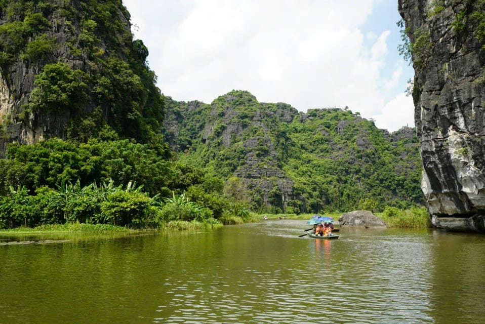 Hoa Lu - Trang An-Mua Cave Full Day With Buffet Lunch - Inclusions and Amenities