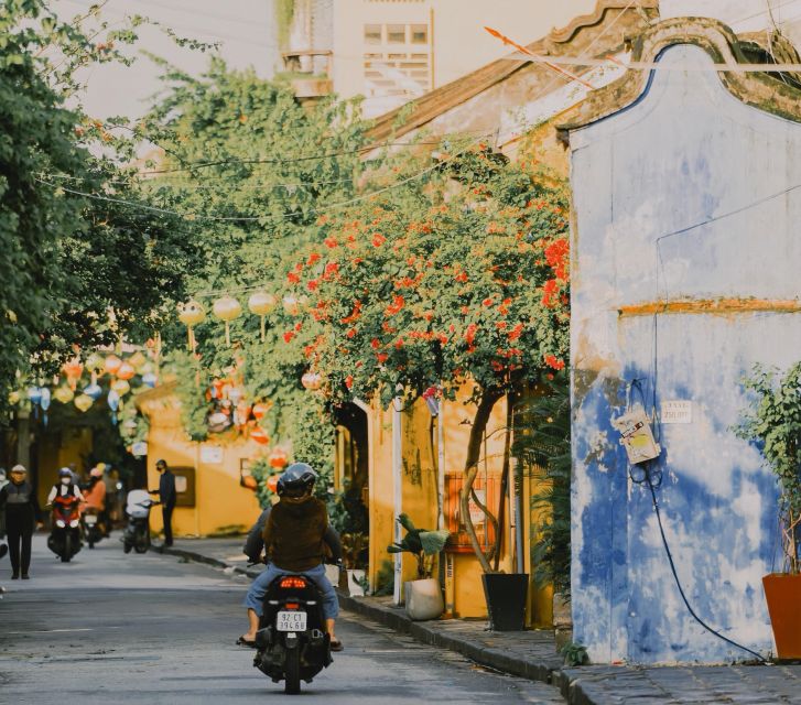 Hoi An: Ancient Town Guided Walking Tour - Booking and Cancellation Policy