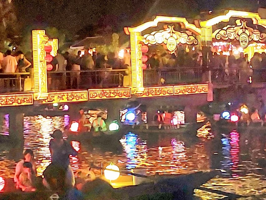 Hoi An Boat Lantern With Release Flower Hoai River At Night - Frequently Asked Questions