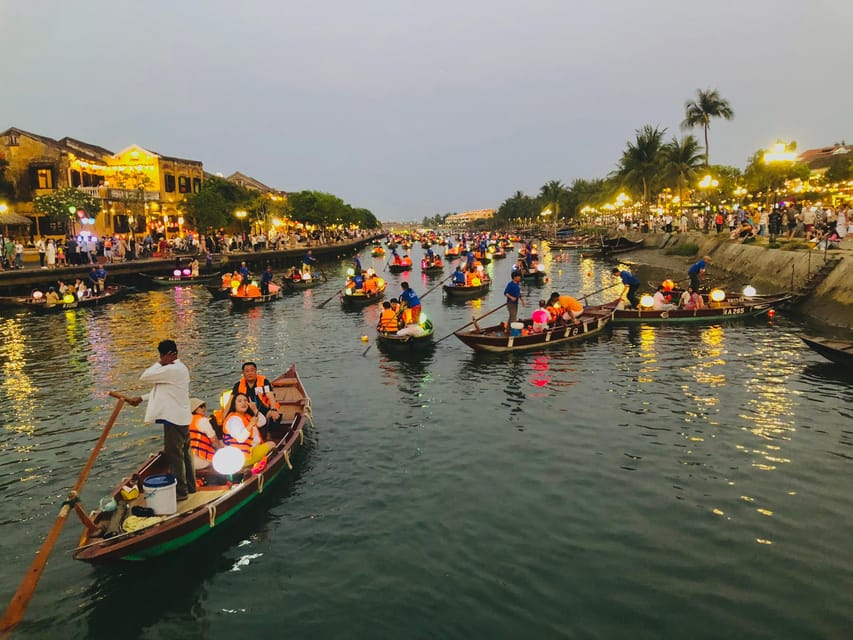 Hoi An: Hoai River Boat Trip by Night and Floating Lantern - Prohibited Items