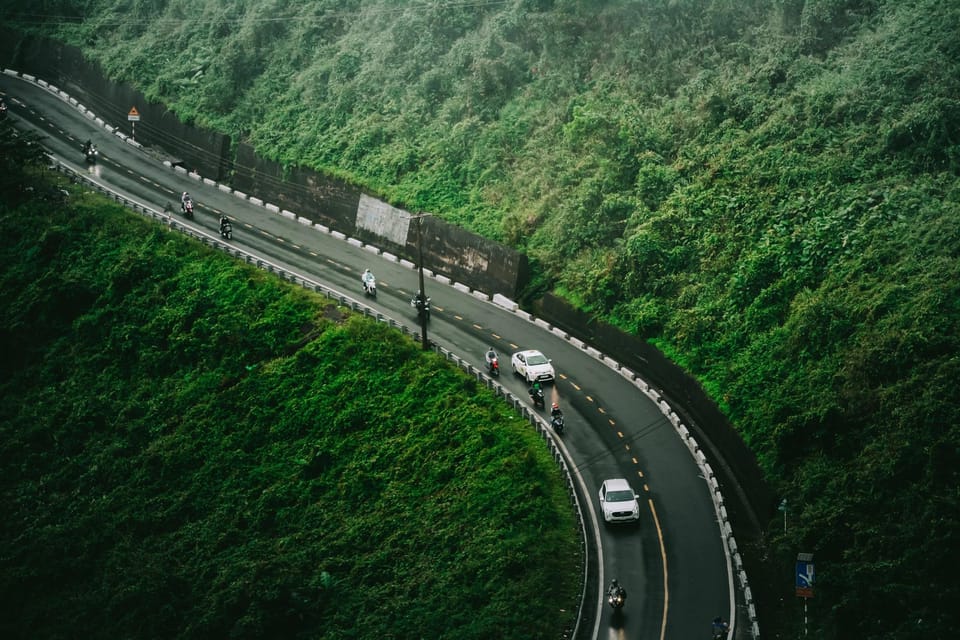 Hoi An Private Car to Hue Via Hai Van Pass & An Bang Cemetery - Booking Process