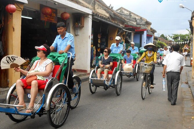 Hoi an Rickshaw Tour Private With Lantern Cruise and Local Foods - Guest Experiences