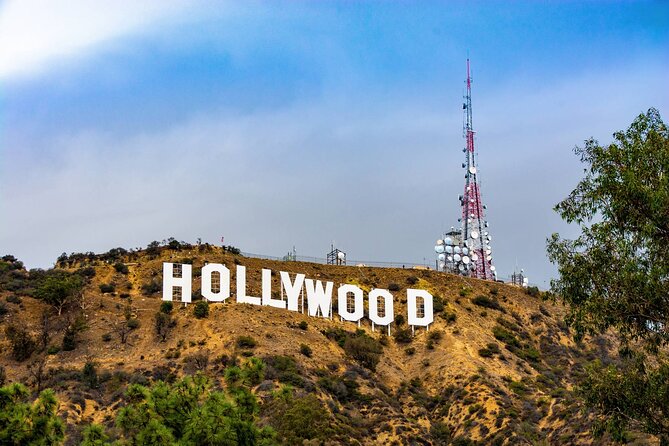 Hollywood and Celebrity Homes Bus Tour - Nearby Attractions and Parking