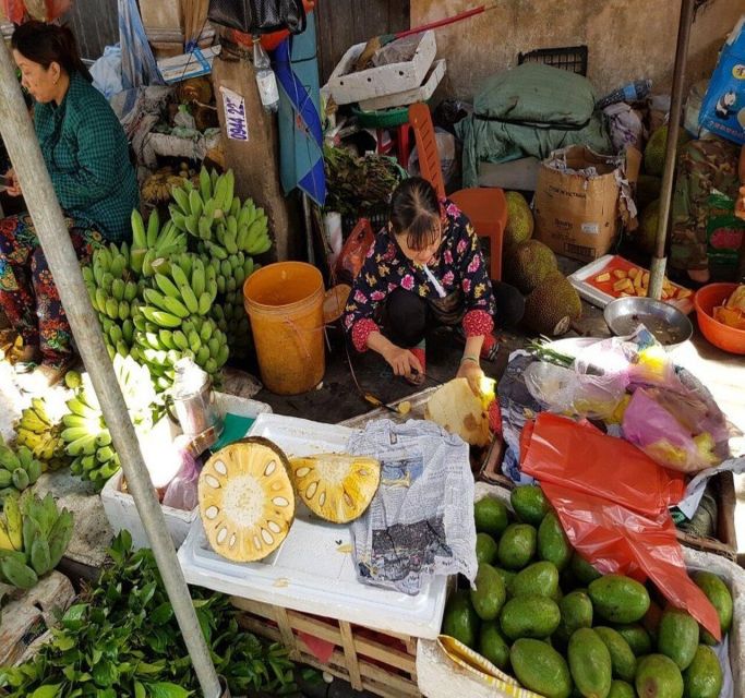 Hue: Traditional Cooking Class & Market With Mr. Anh Family - Tips for Your Cooking Class