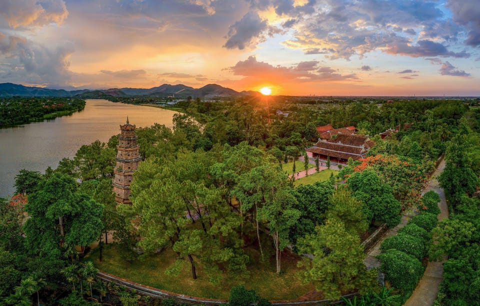 Hue: Walking Tour to Thien Mu Pagoda and Back by Boat Trip - What to Bring