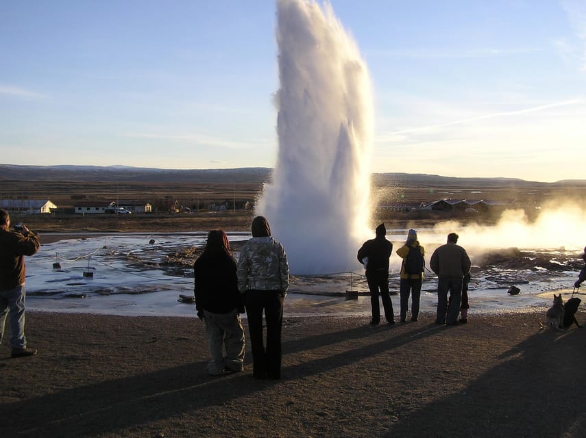 Iceland: Iceland Complete Northern Lights 9 Day Guided Tour - Frequently Asked Questions