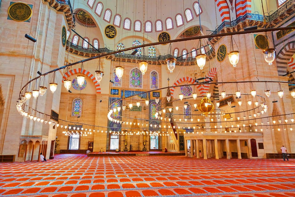 Istanbul: Guided Day Tour to Magnificent Century of Ottomans - What to Bring