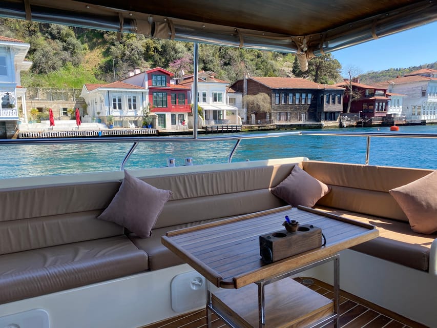 Istanbul: Private Bosphorus Boat Cruise - Best Time for a Cruise