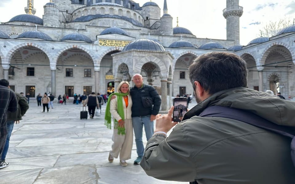 Istanbul: Topkapi Palace, Hagia Sophia & Blue Mosque Tour - Accessibility Features