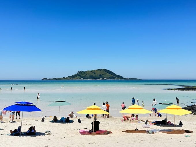 Jeju West: Healing UNESCO Small Group Day Tour - Transportation and Guides