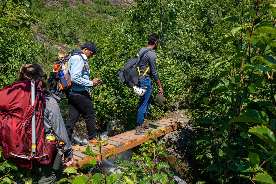 Juneau or Mendenhall Valley: Mendenhall Glacier Day Trip - Booking and Cancellation Policy