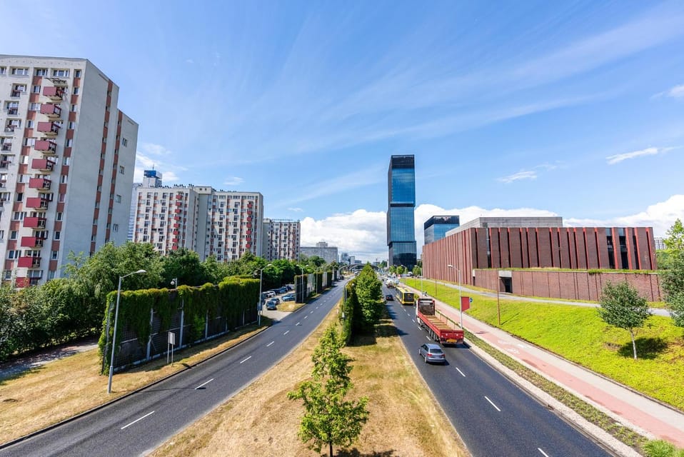 Katowice: Insta-Perfect Walk With a Local - Booking and Cancellation Policy