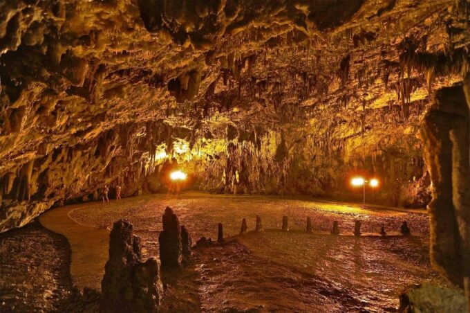 Kefalonia: Half-Day Lake Melissani and Drogarati Cave Tour - Customer Reviews and Booking
